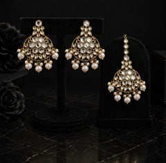 Rajsi Kundan Earring Set