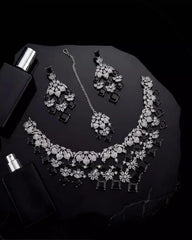 Aurelia AD Necklace Set