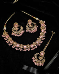 Mahira Kundan Necklace Set