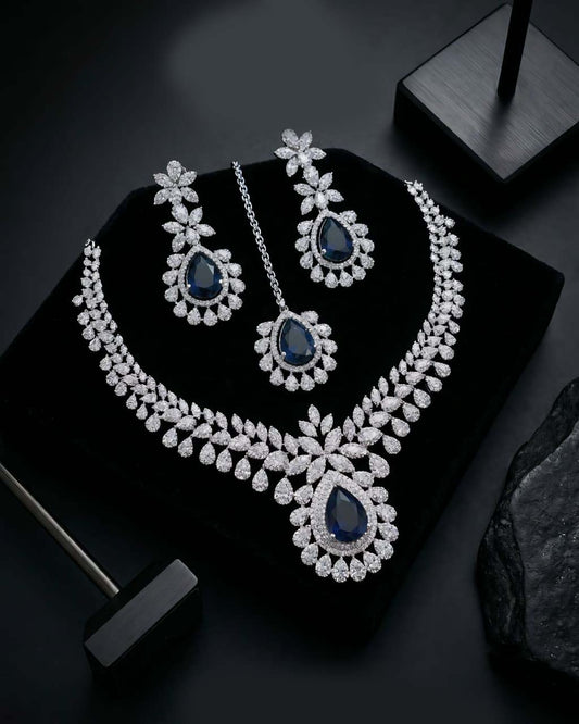 Luxury American Diamond Necklace Set
