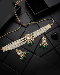 Luxury Kundan Choker Set
