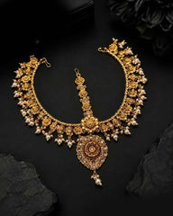 Mahnoor Bridal Matha Patti