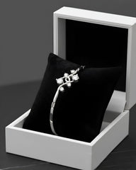 Luxury Statement Bracelet – Chic & Sophisticated - Gram