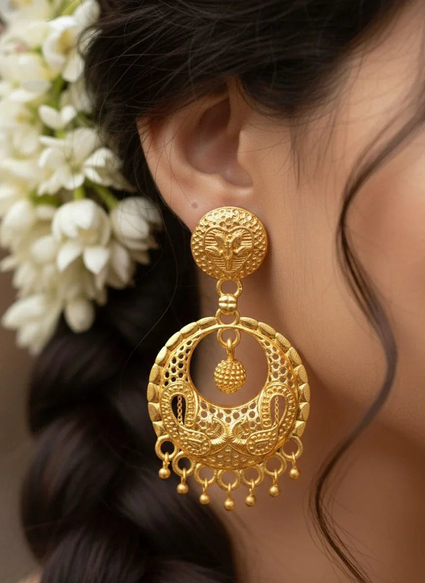 Modern Hoop Earrings – Sleek & Stylish Design - Gram