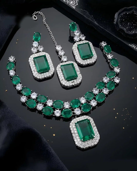 Zivara Spectrum Necklace Set