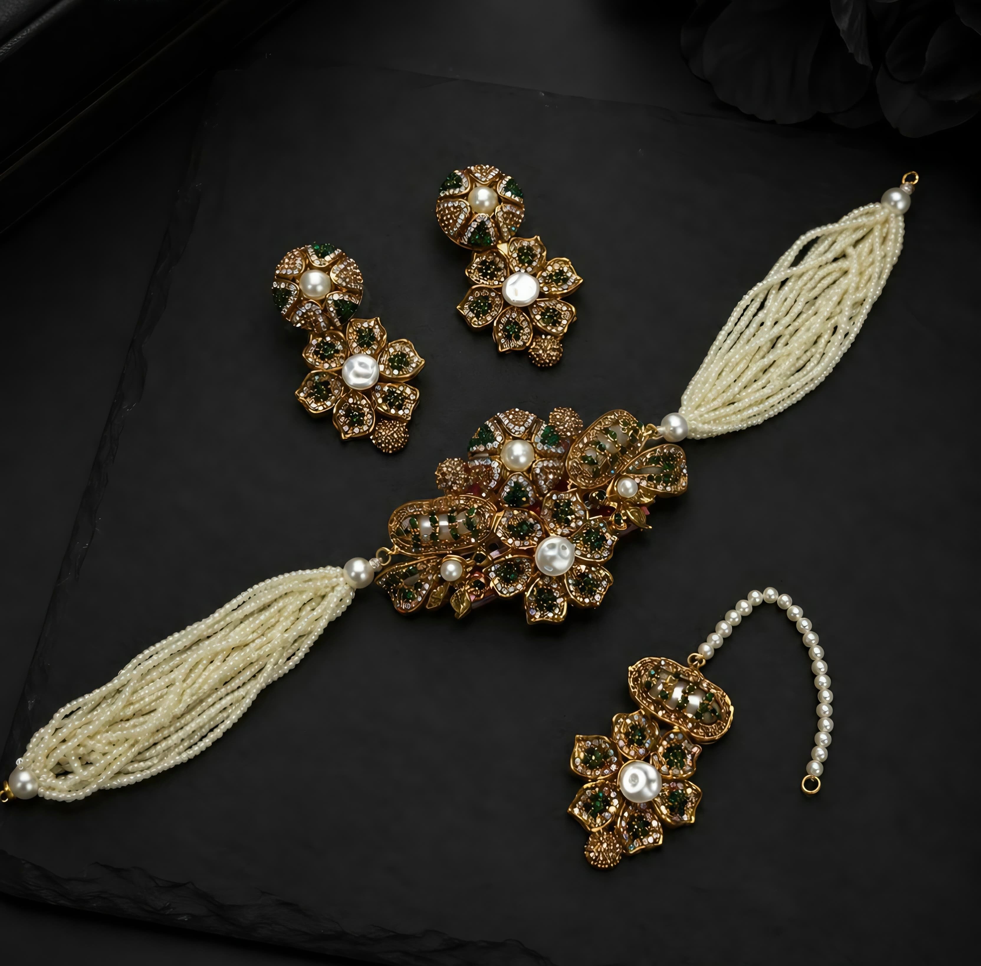 Elara Turkish Choker Set