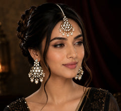 Rajsi Kundan Earring Set