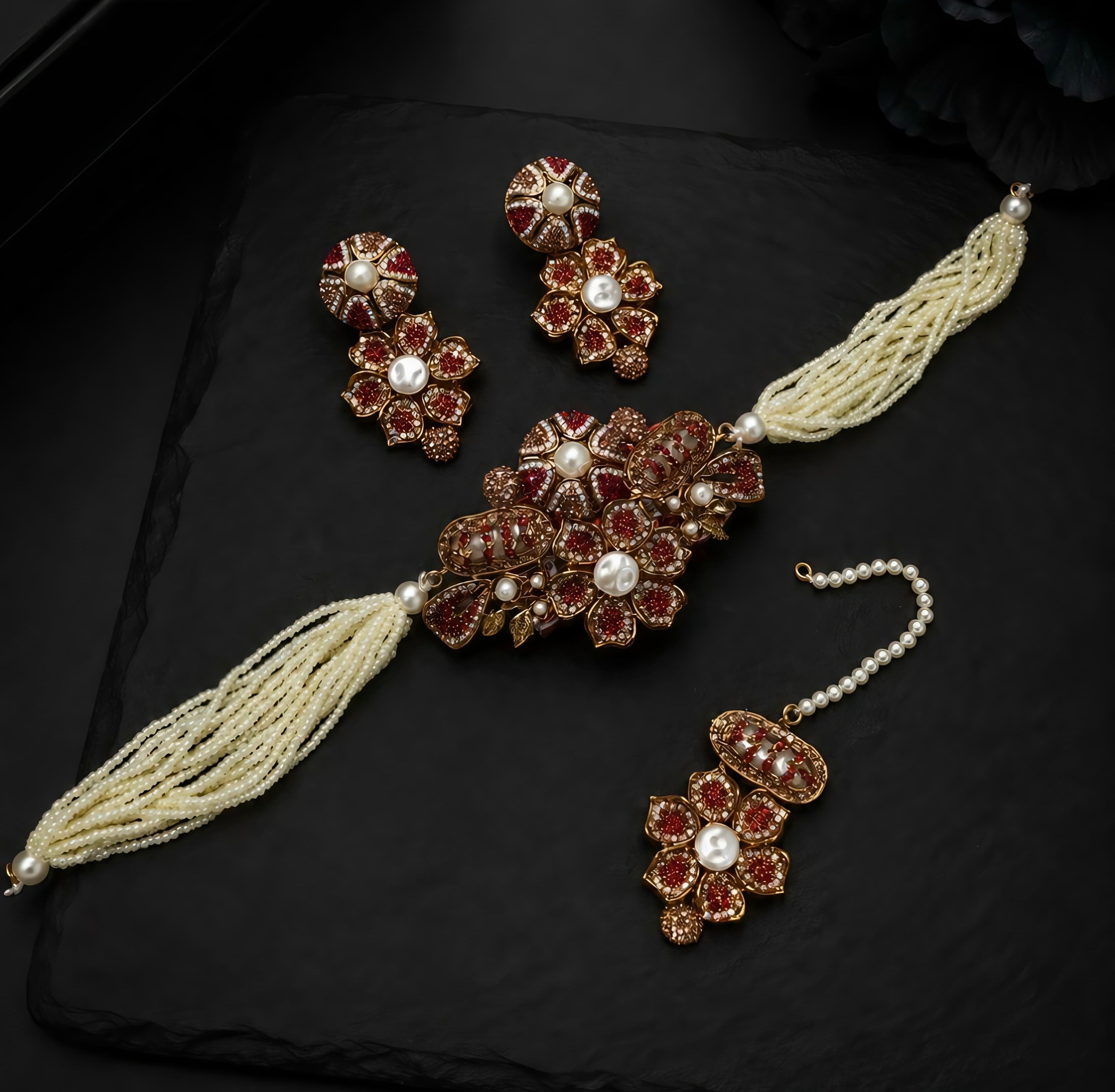 Elara Turkish Choker Set