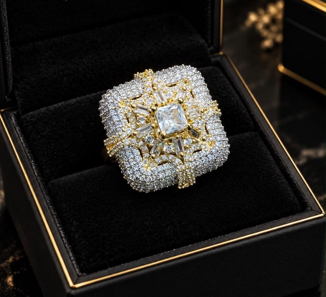 Livia Signature AD Ring