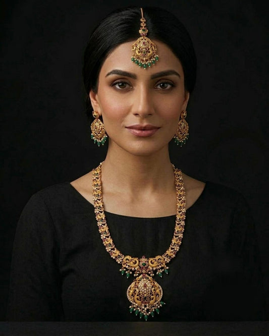Avyra South Indian Mala Set