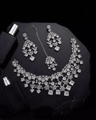 Aurelia AD Necklace Set