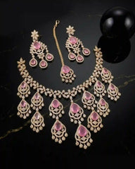 Elite AD Necklace Set