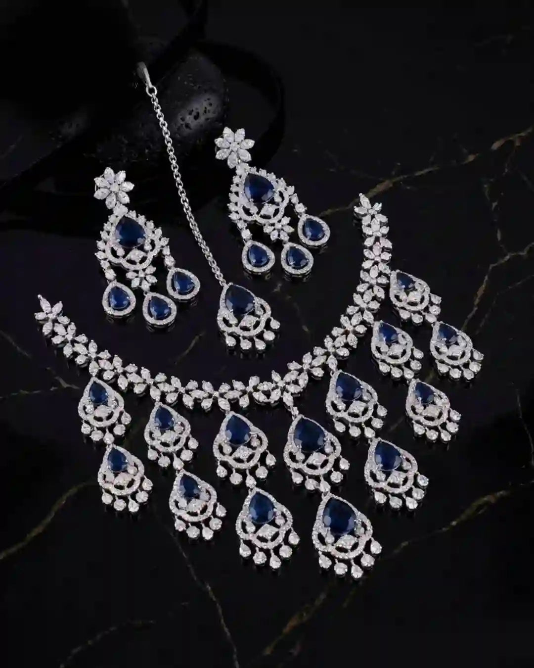 Elite AD Necklace Set
