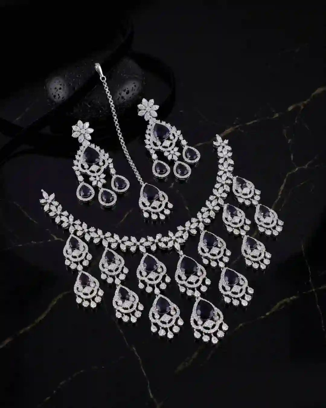 Elite AD Necklace Set