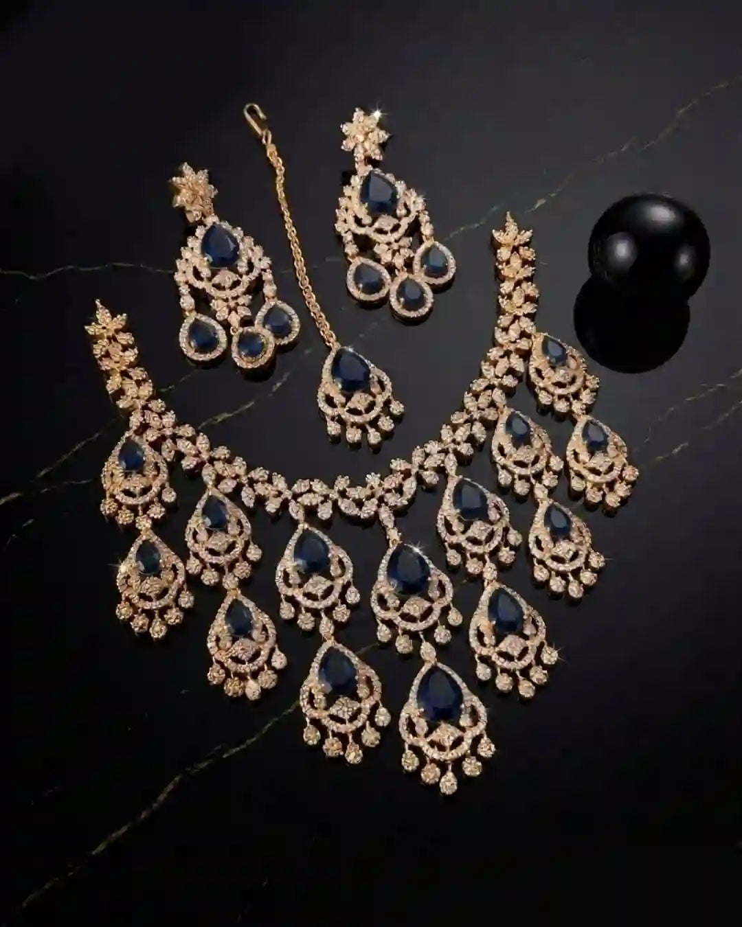 Elite AD Necklace Set