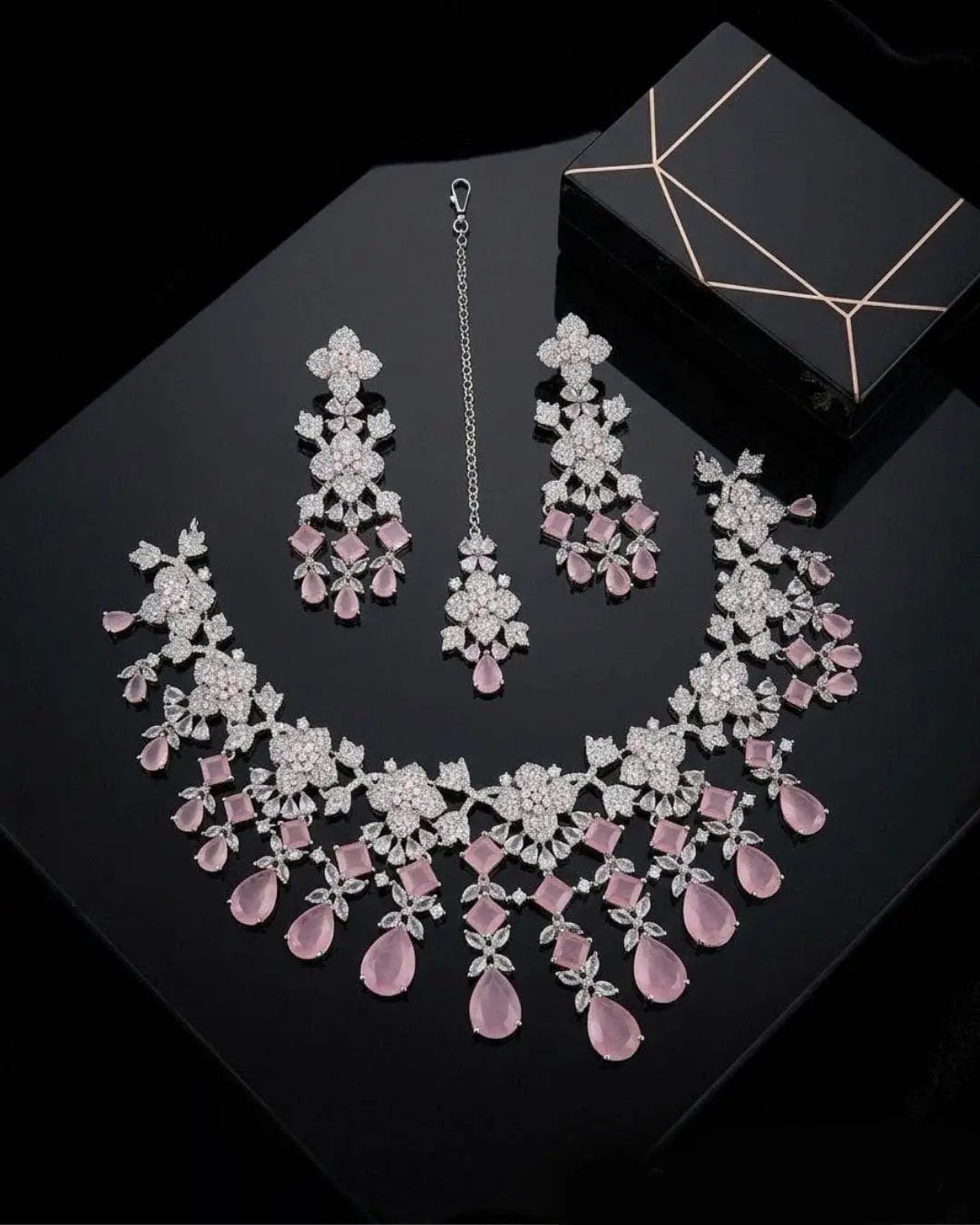 Royal American Diamond Set