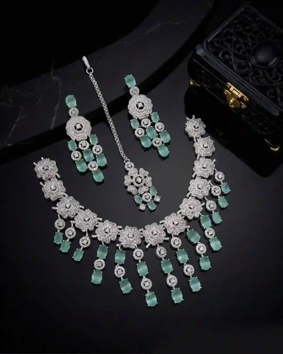 Signature AD Necklace Set