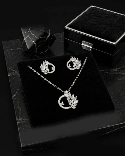 Leaf Crystal Locket Set