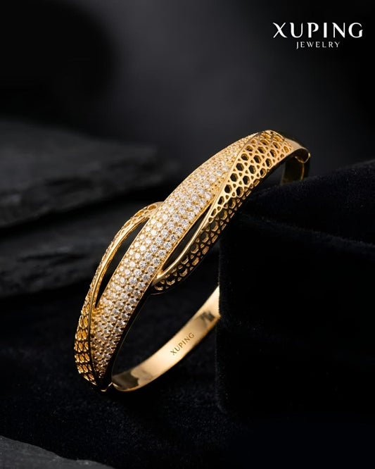Luxe Xuping Openable Bracelet