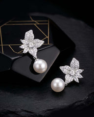 Elara Shine Earrings