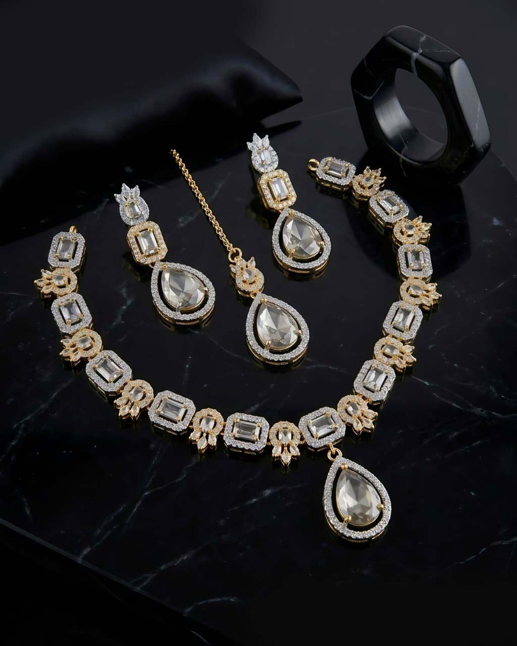 Celestia AD Necklace Set