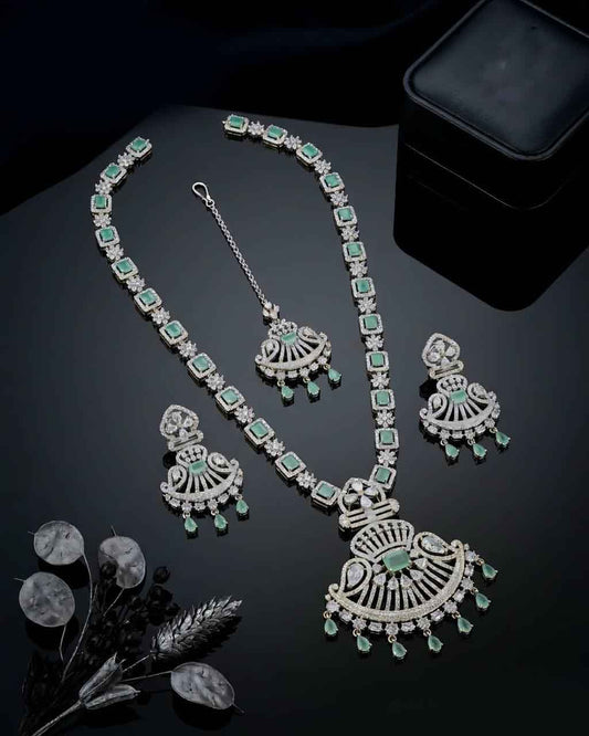 Aaranya Luxe AD Mala Set