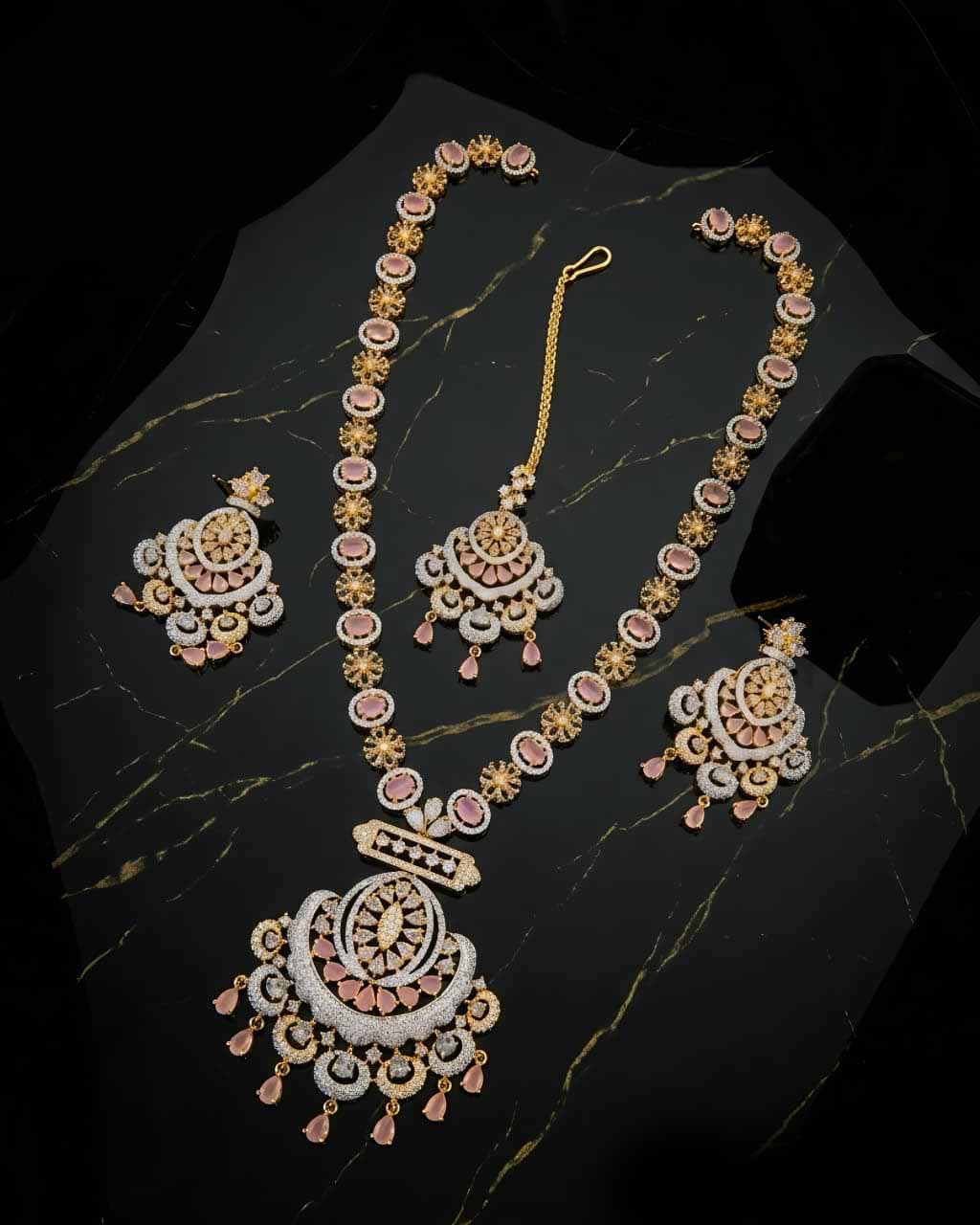 Zivara Radiance AD Mala Set