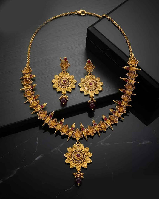 Rajwadi Grace Necklace Set