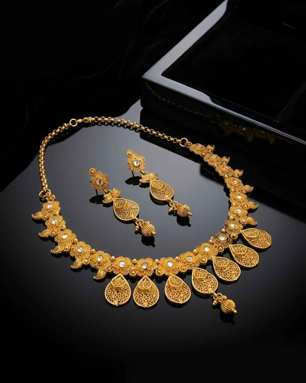 Rajwadi Elegance Necklace Set