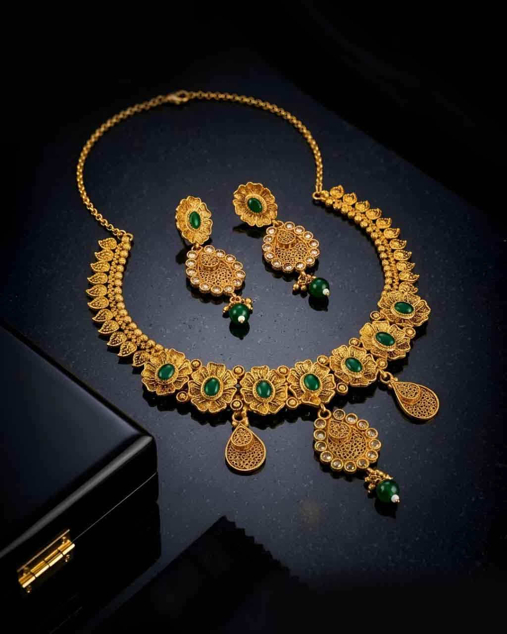 Rajwadi Luxe Necklace Set