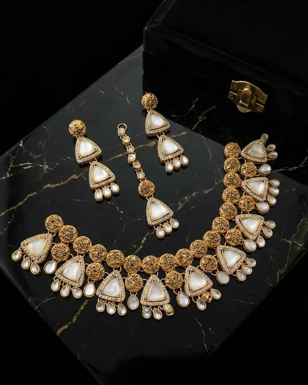 Rania Necklace Set