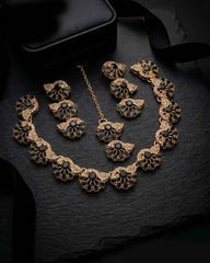 Noorani Necklace Set