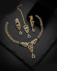 Glamour AD Necklace Set