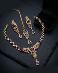 Glamour AD Necklace Set