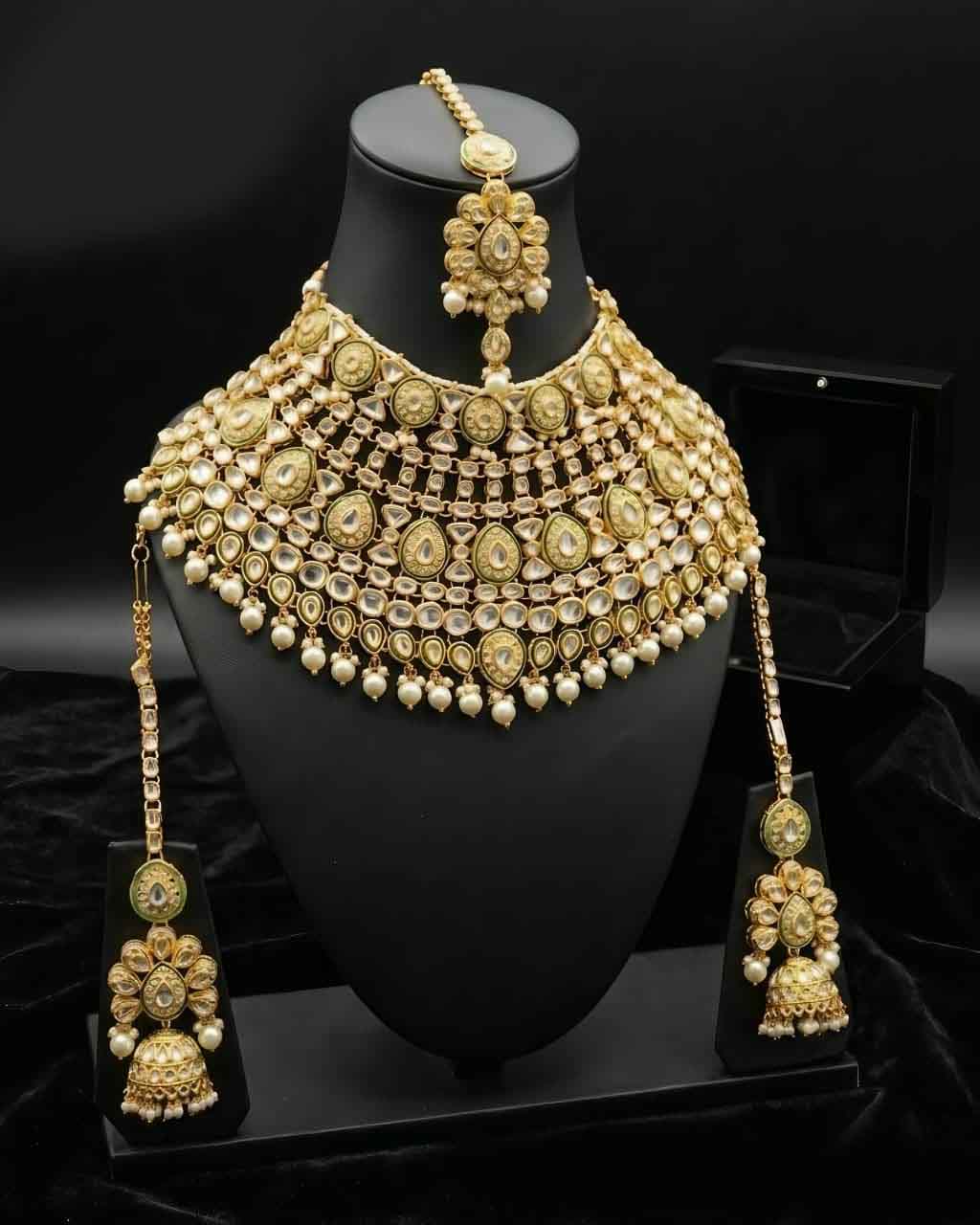 Royal Kundan Bridal Set