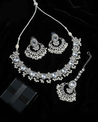 Mahira Kundan Necklace Set