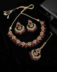 Mahira Kundan Necklace Set