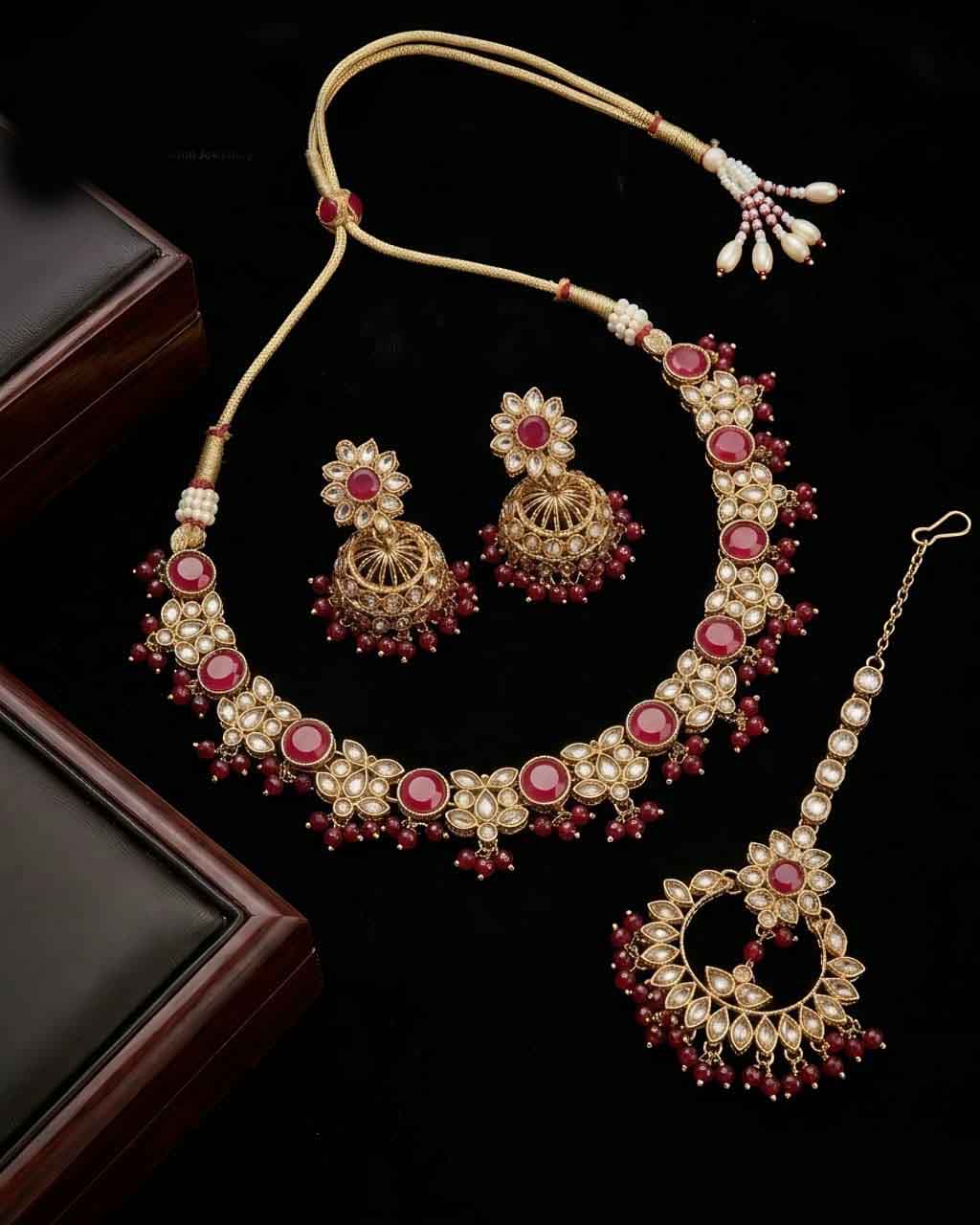 Meher Kundan Necklace Set