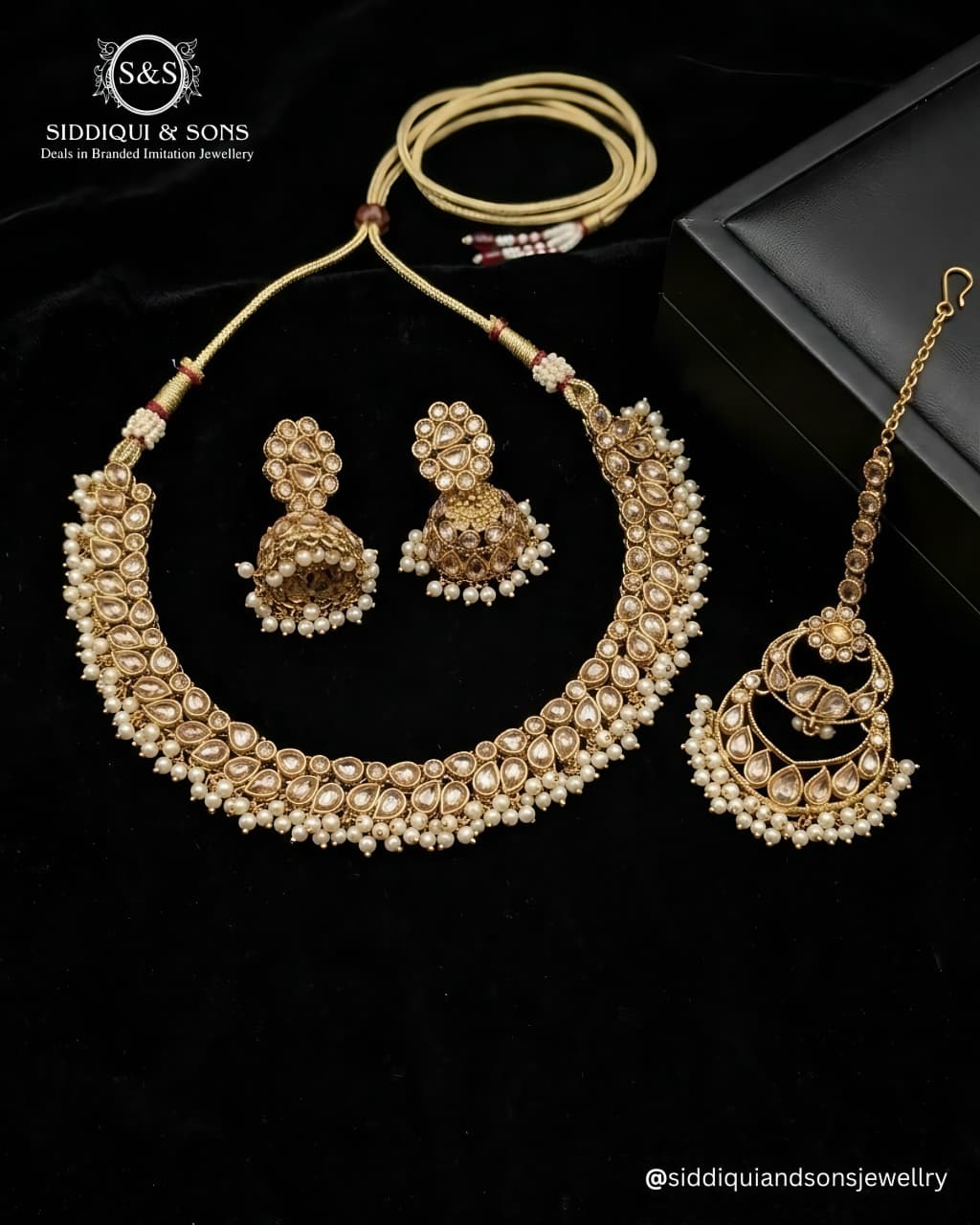 Noor Kundan Necklace Set