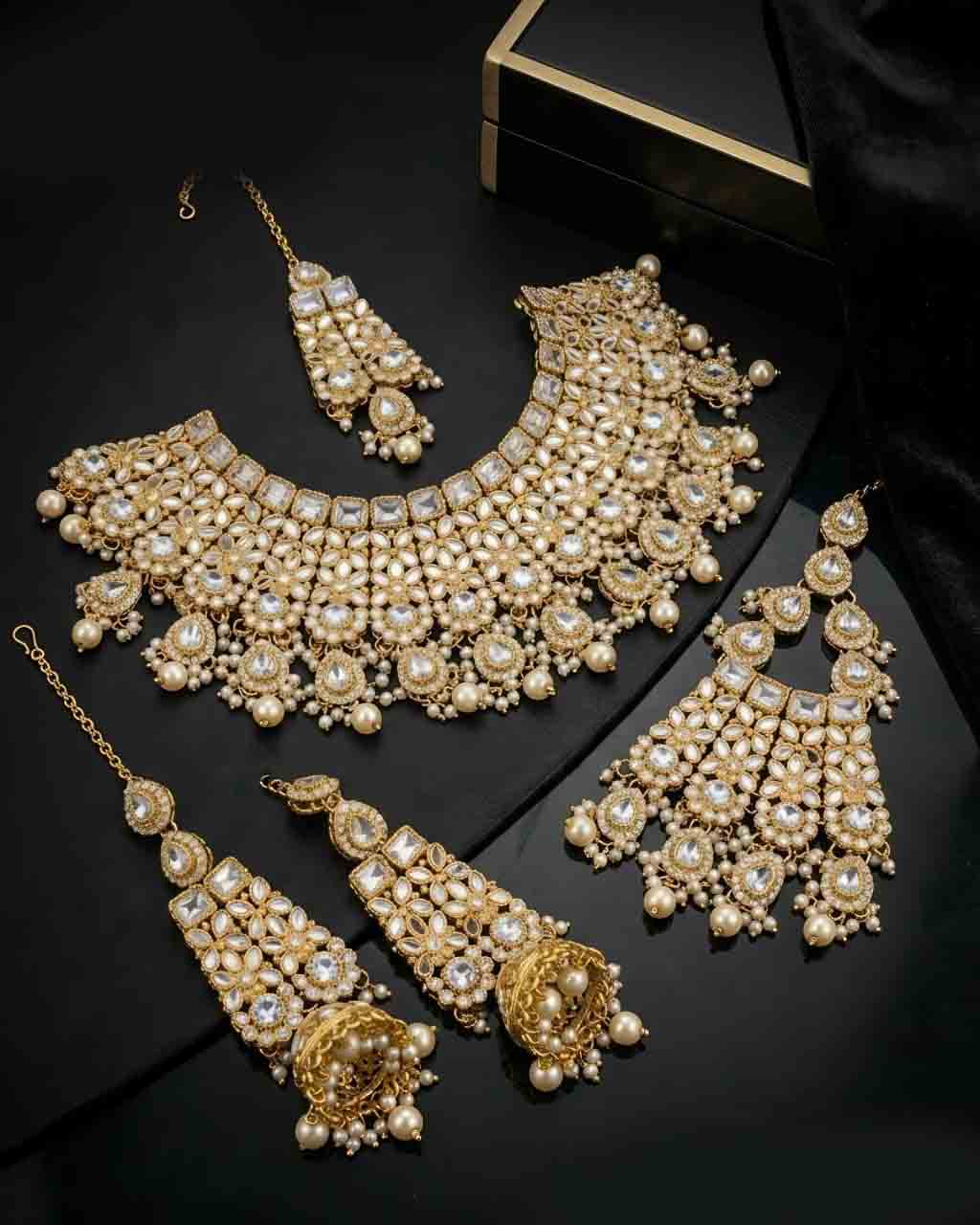 Kundan Sheeshe Bridal Set