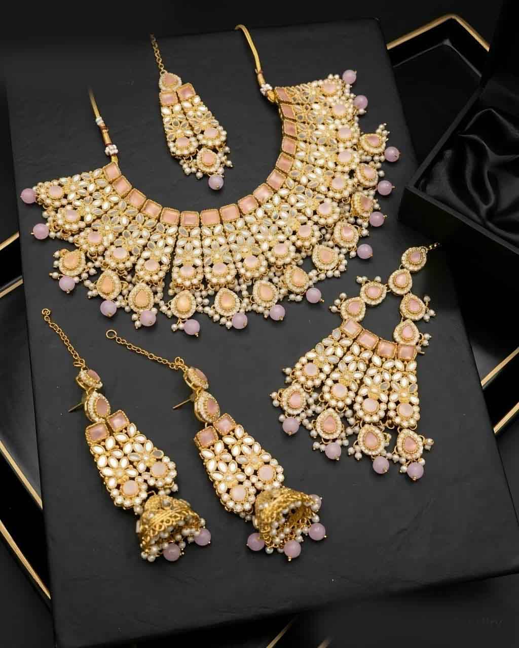 Kundan Sheeshe Bridal Set