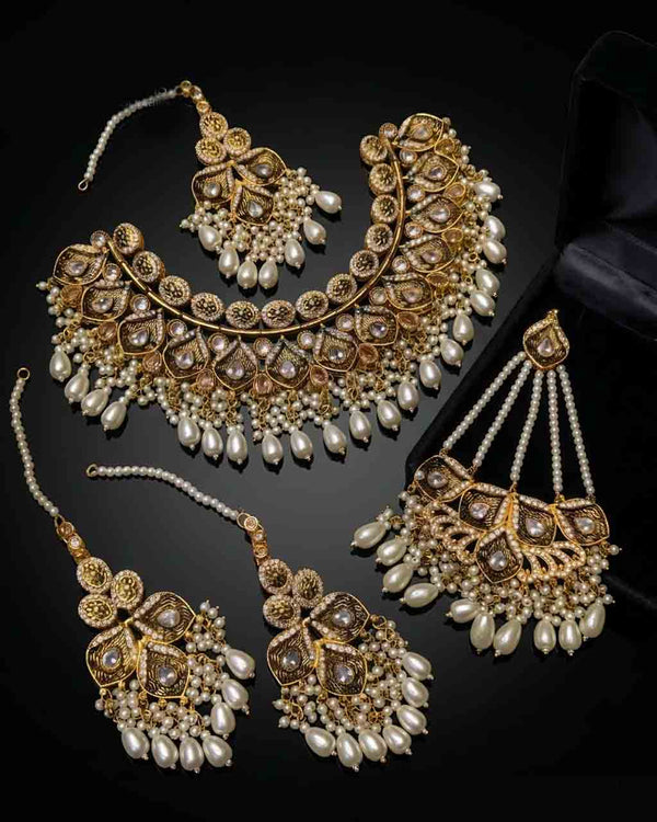 The Majestic Manjoos Bridal Set