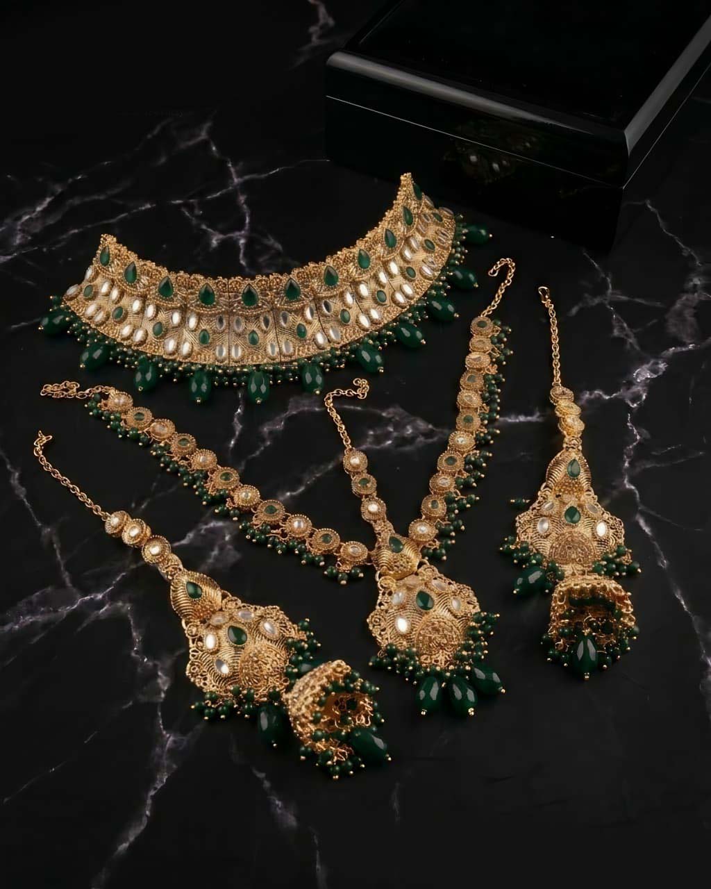 Luxury Bridal Mathapatti Set
