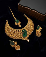 Royal Gold Collar Set