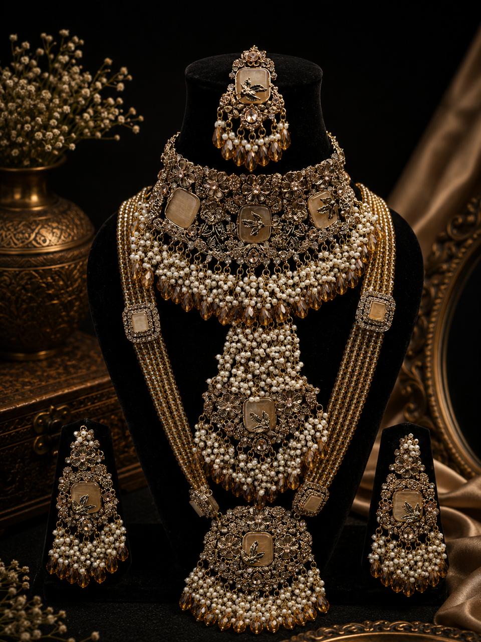 Mahira Signature Bridal Set
