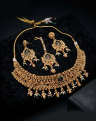 Rajwadi Collar Set