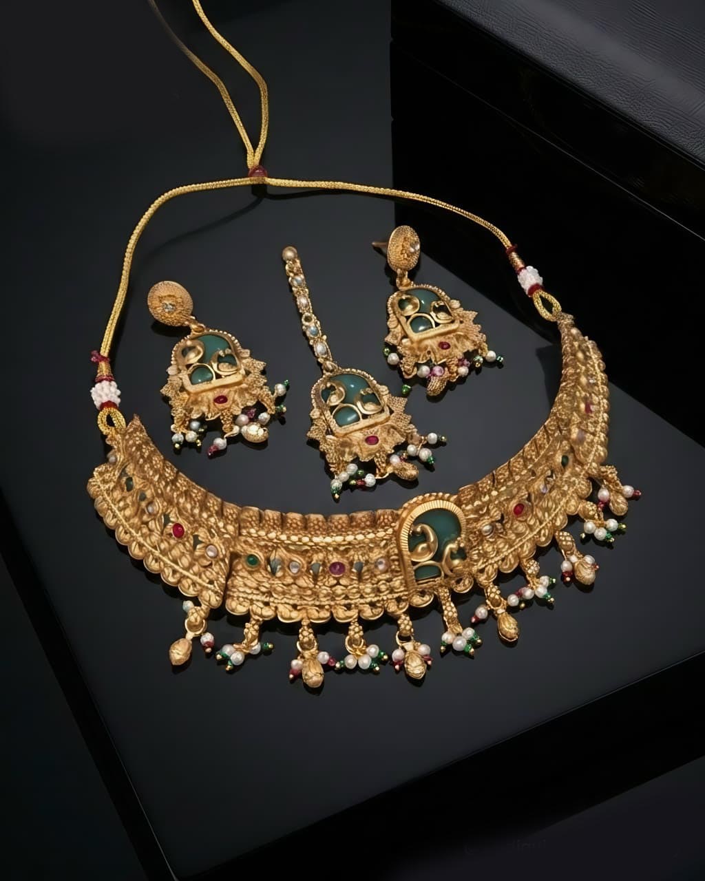 Royal Rajwadi Collar Set