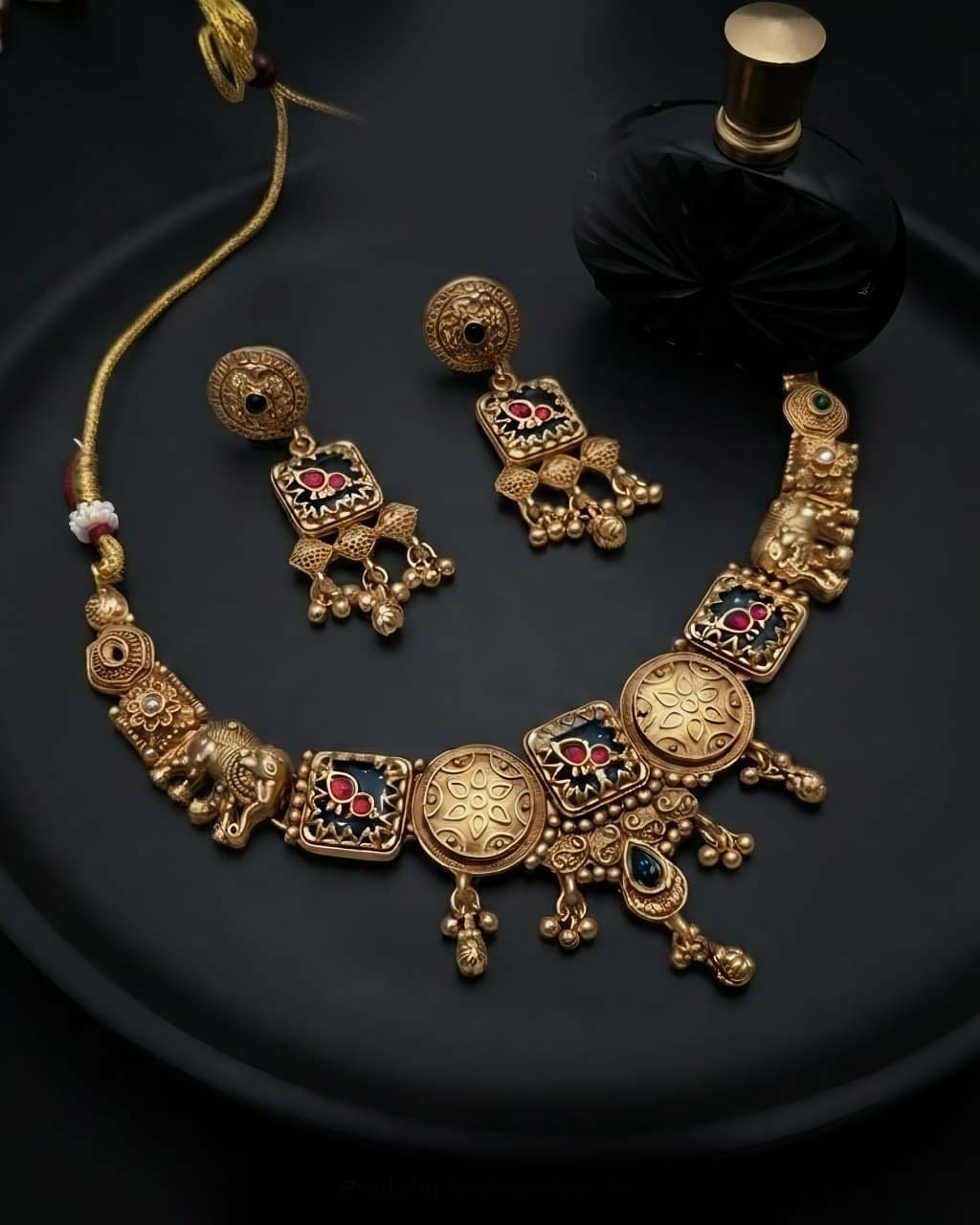 Meher Rajwadi Necklace Set