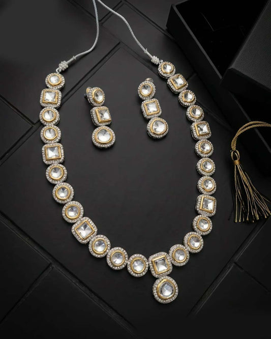 Amora AD Necklace Set