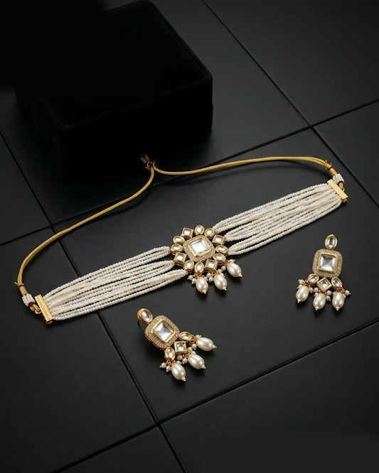 Luxury Kundan Choker Set